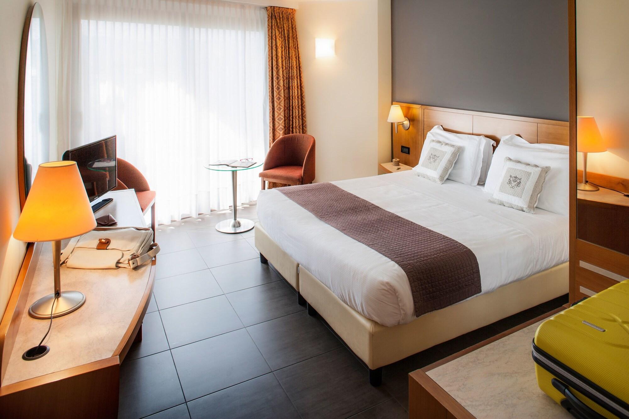 Grand Diana Majestic Hotel 4*