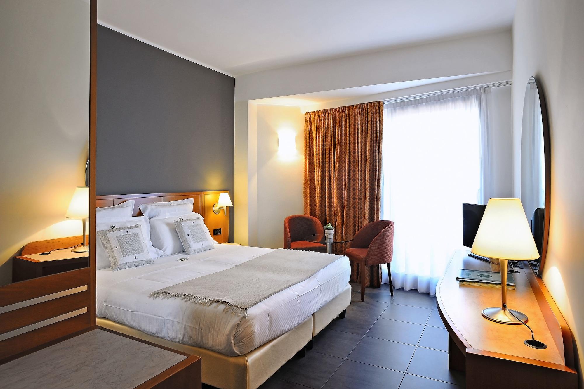 Hotel Grand Diana Majestic 4*