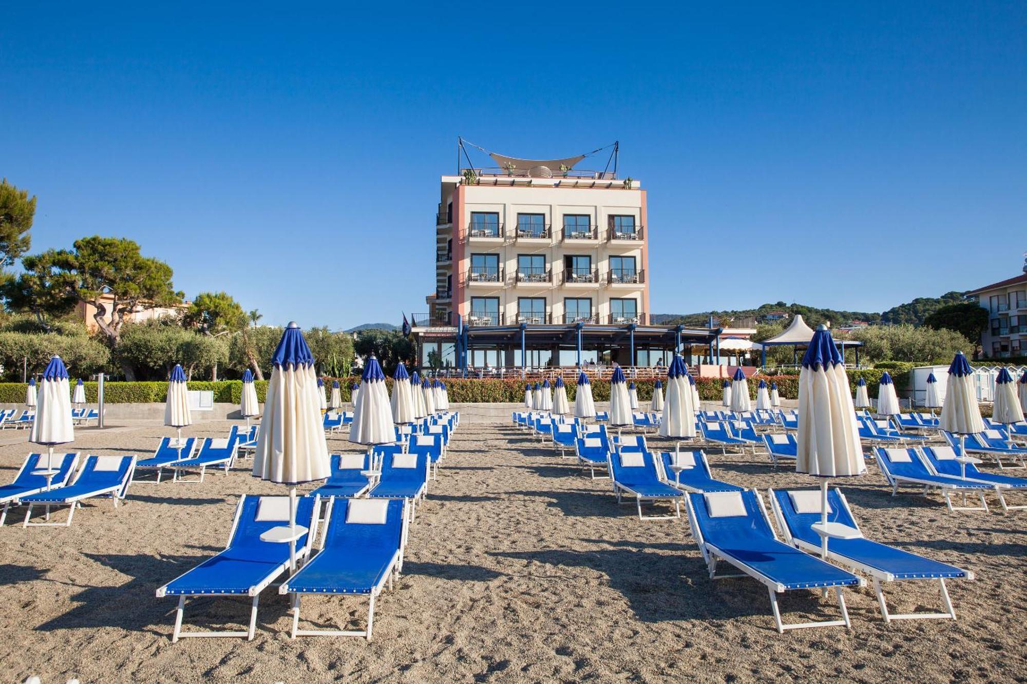 Hotel Grand Diana Majestic